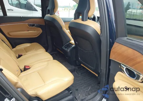 2016 Volvo Xc90 T6 Inscription z USA, uszkodzony, nr VIN YV4A22PL4G1022501